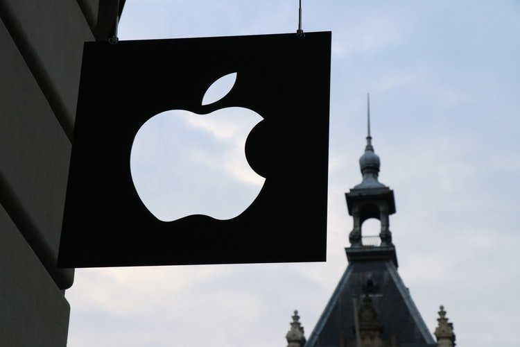 Apple – iOS 13 – Un bug permite acces complet tastaturilor aplicațiilor, chiar dacă utilizatorul refuză